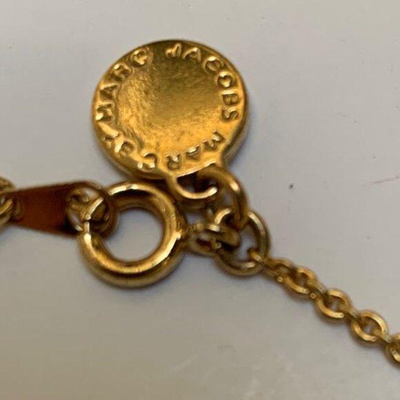 Vintage Marc by Marc Jacobs Logo Medallion Goldtone Chain Bracelet - Picture 2 of 4